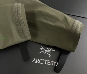 Fake Arc'teryx LEAF Cold WX Gen 2 Sleeve