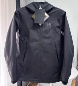 Fake Arc'teryx Beta Jackedt black
