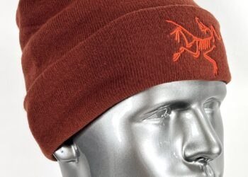 Arc’teryx Embroidered Bird Toque