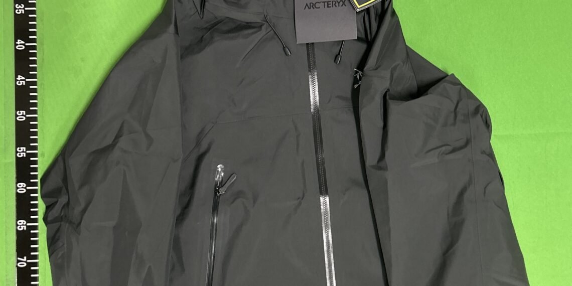 Fake Arc'teryx Beta SL Jacket Header