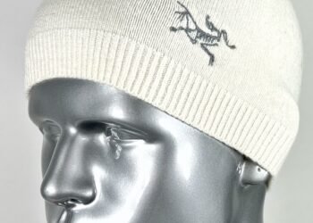 Arc'teryx Vestigio Beanie-white