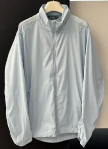 Fake white Arc'teryx Nodin jacket