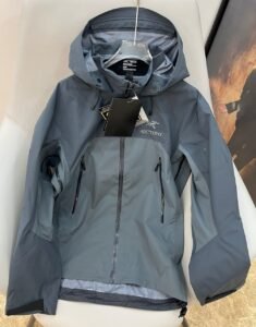 Fake Arc'teryx Beta AR 33ee