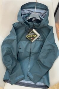 Fake Arc'teryx Beta AR 33