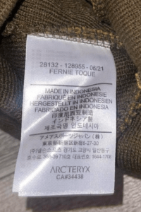 Fake Arc’teryx Bird Head Toque Inside tag 2