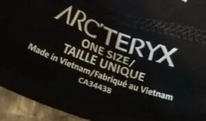 Fake Arc’teryx Rho Lightweight Toque printed label 2