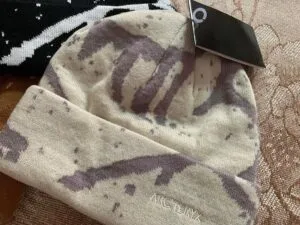 fake arc'teryx grotto toque 99
