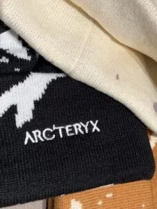 fake arc'teryx grotto toque